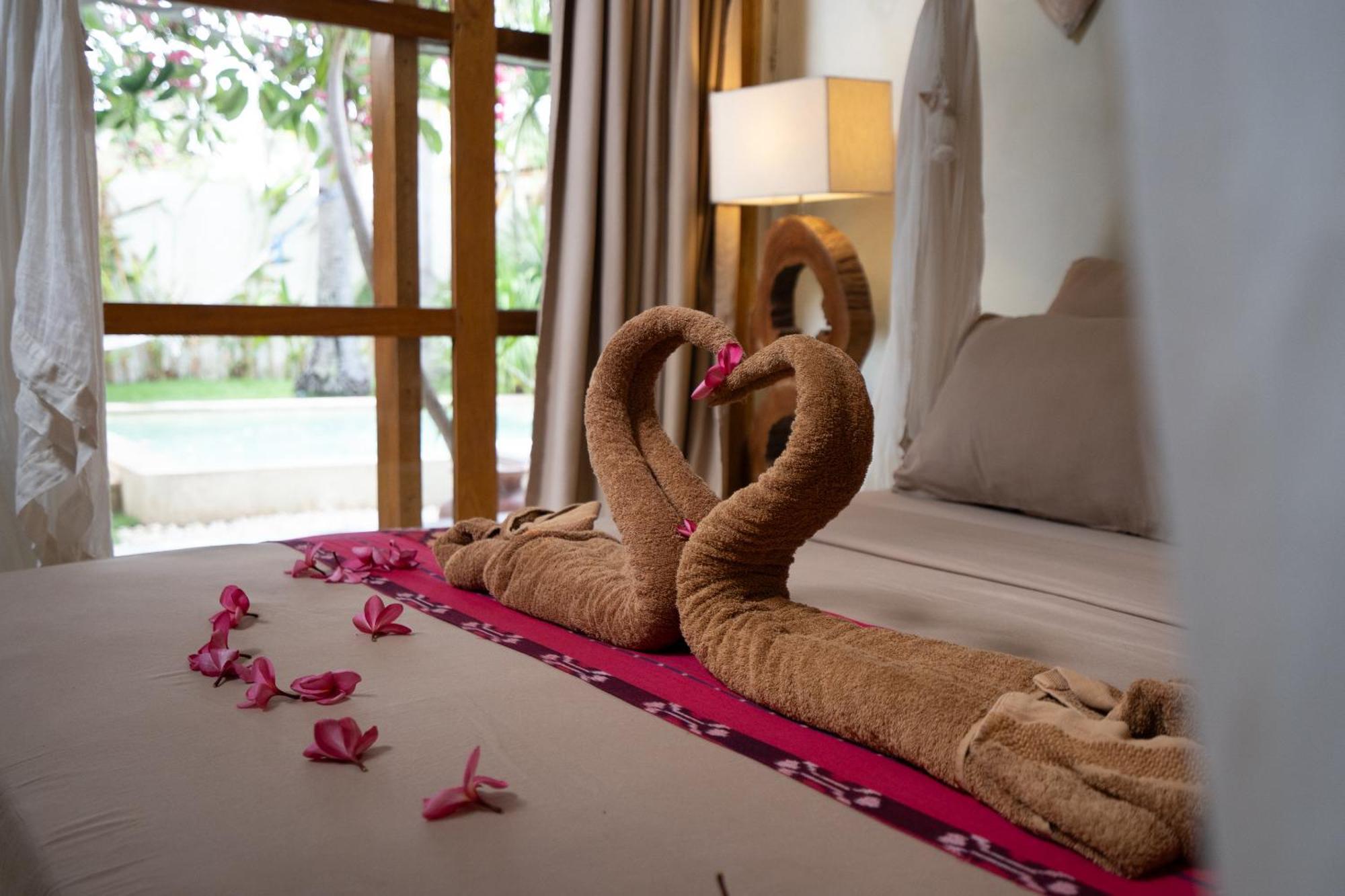 Villa Burung Gili Air Authentic 3-Bedroom Bamboo Villa With Private Pool מראה חיצוני תמונה
